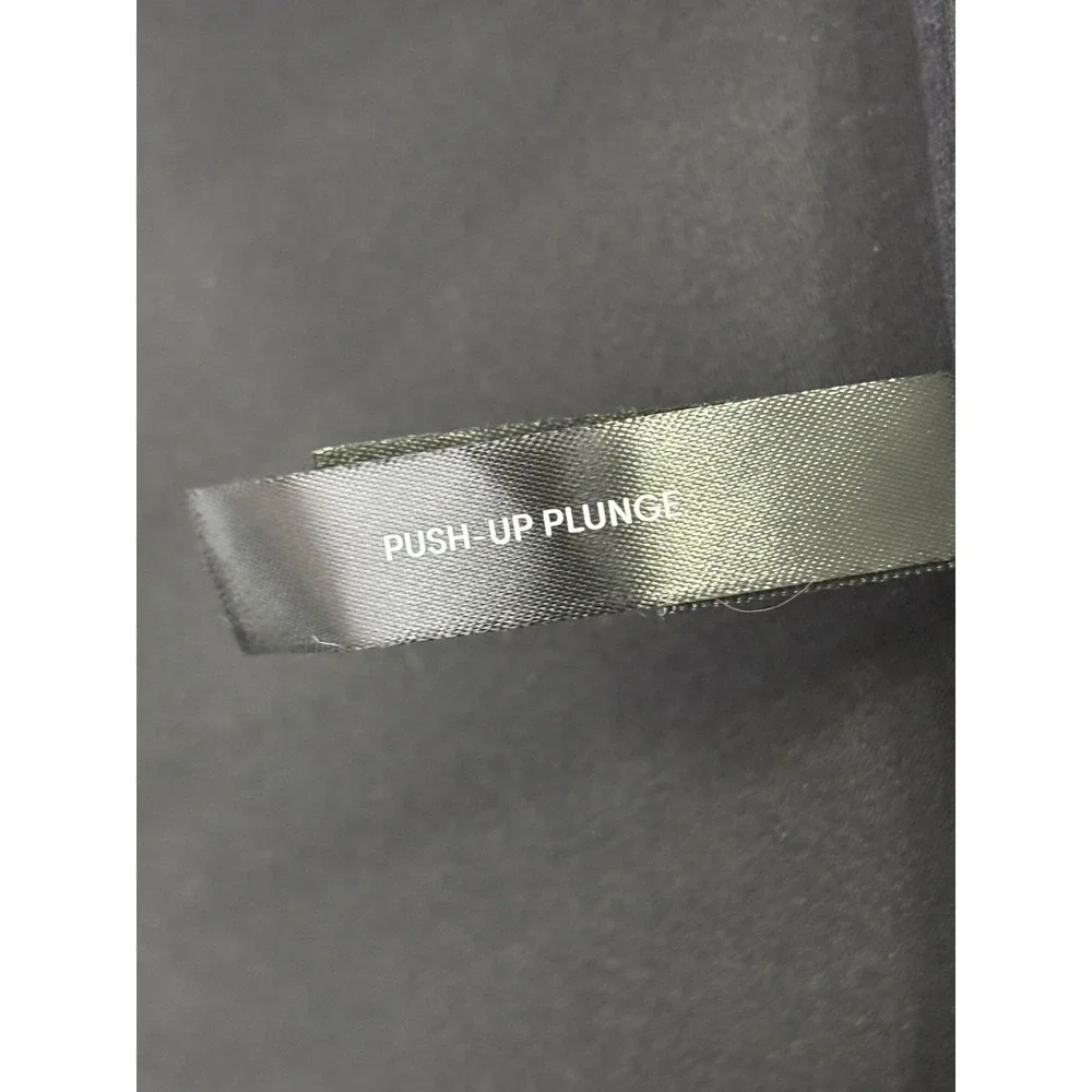 Torrid Curve Push-Up Plunge Racerback Bra Black Front Closure Size 48DDD